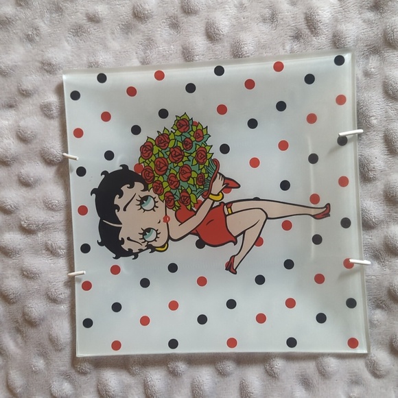 Betty Boop plates decor - Picture 5 of 7